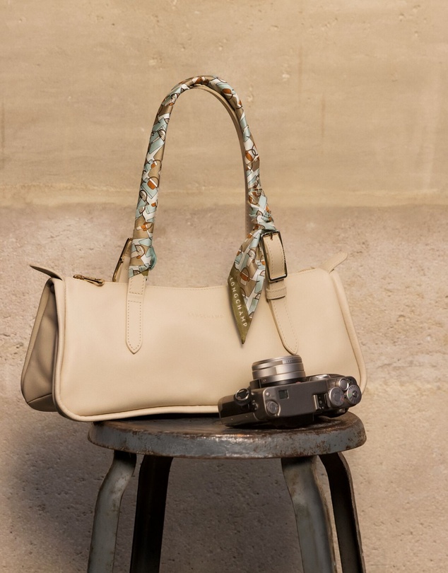 Longchamp - Looong Leather Shoulder Bag - Large