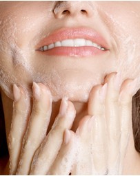 KORA Organics - Turmeric Glow Foaming Cleanser