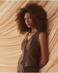 Forcast - Dakota V-Neck Vest