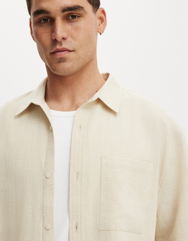 Cotton On - Boxy Fit Short Sleeve Shirt