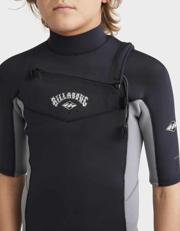 Billabong - Boys 8 to 16 Absolute Natural Chest Zip Wetsuit