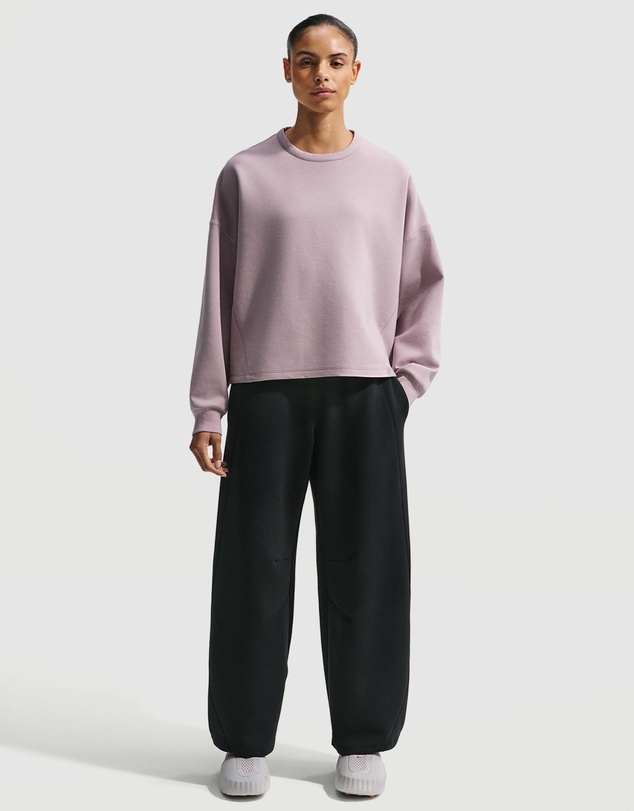Nike - 24.7 ImpossiblySoft Dri-FIT Oversized Crew-Neck Top