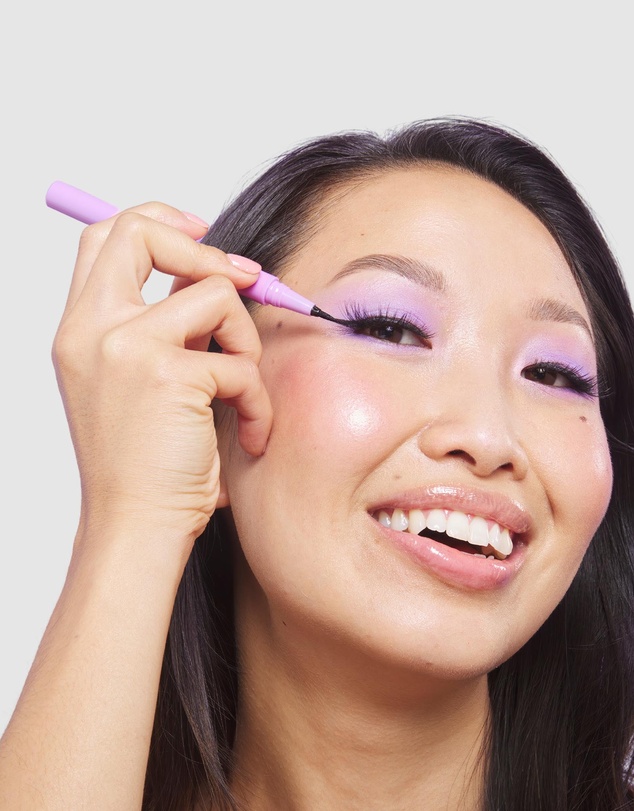 The Quick Flick - Two In One Adhesive Liner