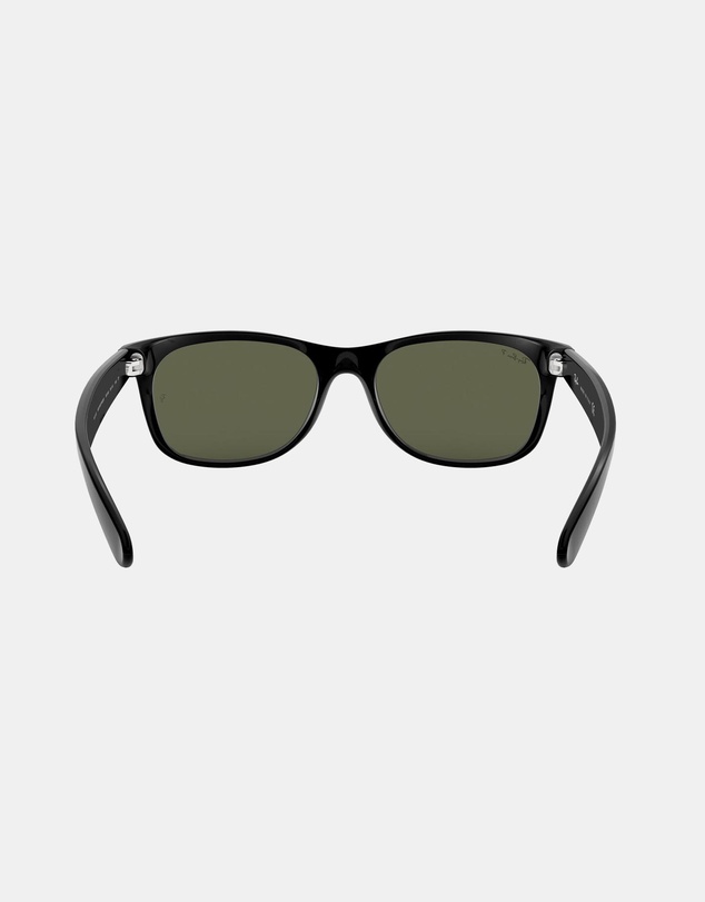 Ray-Ban - New Wayfarer Classic Polarised RB2132