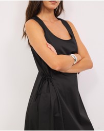 Calli - Lindez Drawstring Midi Dress