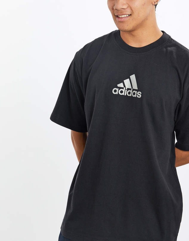 Vintage by The Real Deal - Pre Loved - Vintage Adidas Tee