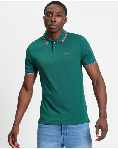 DARK GREEN