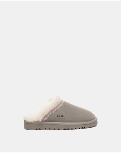 Pebble Grey