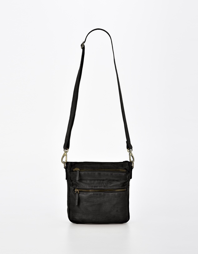 Cobb & Co - Mawson Washed Leather Multiple Pocket Crossbody