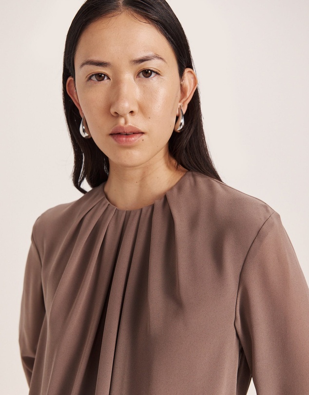 SABA - Willa Long Sleeve Tuck Detail Top