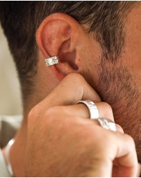 Kuzzoi - ICONIC EXCLUSIVE - Earrings Earcuff Wide Hammered Modern in 925 Sterling Silver
