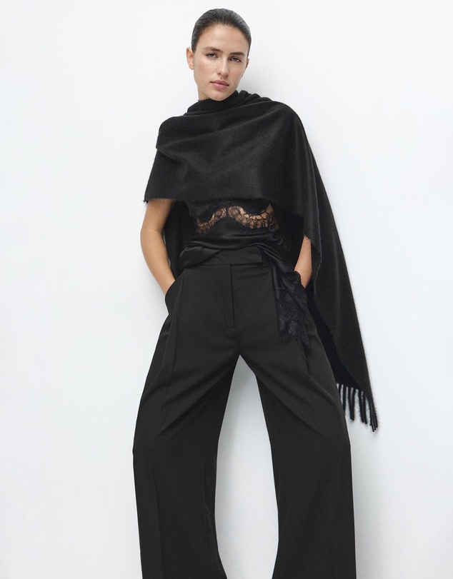 M.N.G - Pleated Wide Leg Trousers