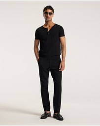 Calibre - Short Sleeve Tech Henley Black