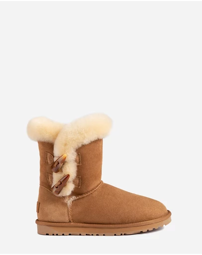 Ozwear Connection Uggs - Ugg Horns Button Boots