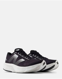 New Balance - FuelCell Rebel v4 - Women's