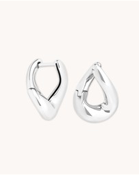 Astrid & Miyu - Molten Hoops