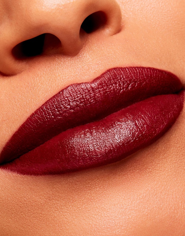 MAC - Powder Kiss Velvet Blur Slim Stick