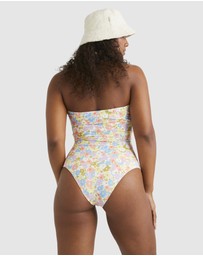 Billabong - Dream Chaser Tanlines Bandeau One Piece Swimsuit For Women