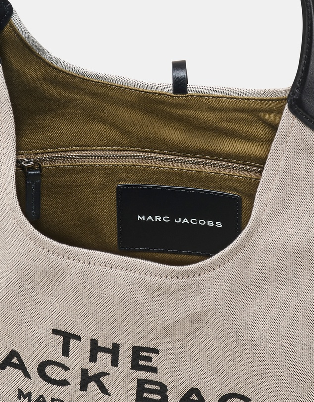 Marc Jacobs - The Belted Sack