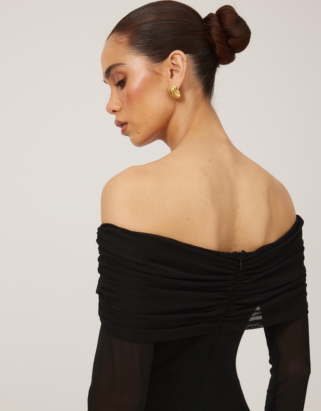 Tussah - Mia Off Shoulder Midi Dress