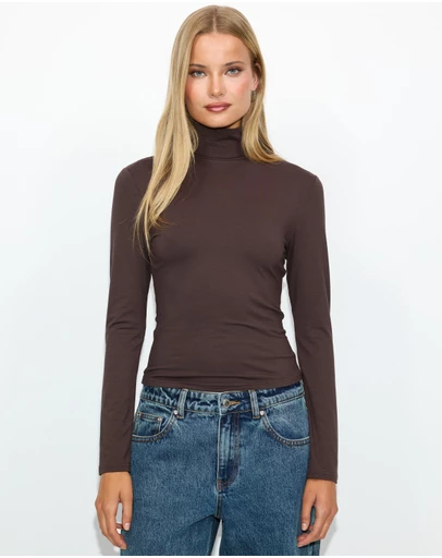 Dazie - Lila Turtleneck Jersey Top