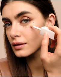 Lancome - Teint Idole Ultra Wear Care & Glow Concealer