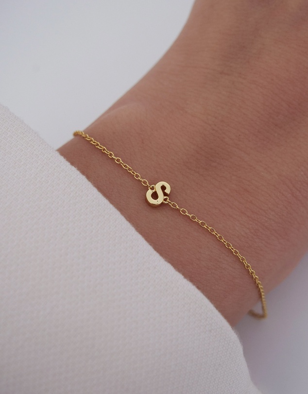 The Silver Collective - Petite A-Z Letter Bracelet Gold - S