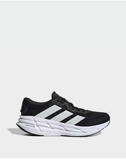 Core Black / Cloud White / Core Black