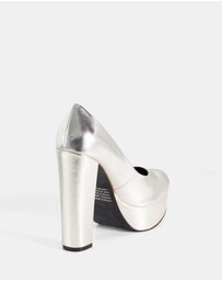Therapy - Tower Stud Pumps