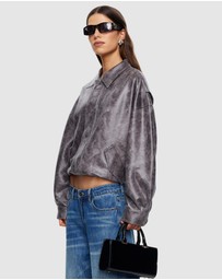 Lioness - Kenny Bomber