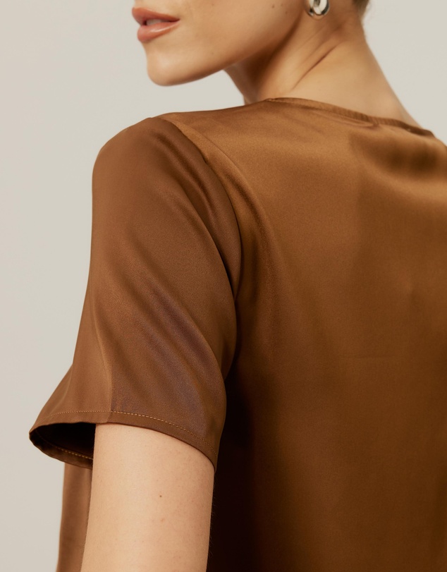 Tussah - SS Keyhole Top