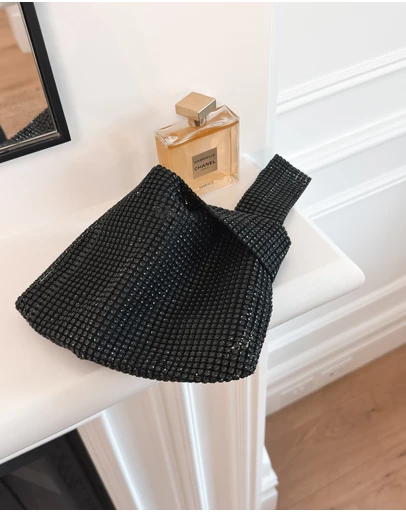Esther & Co - Yelena Wrist Bag - Black