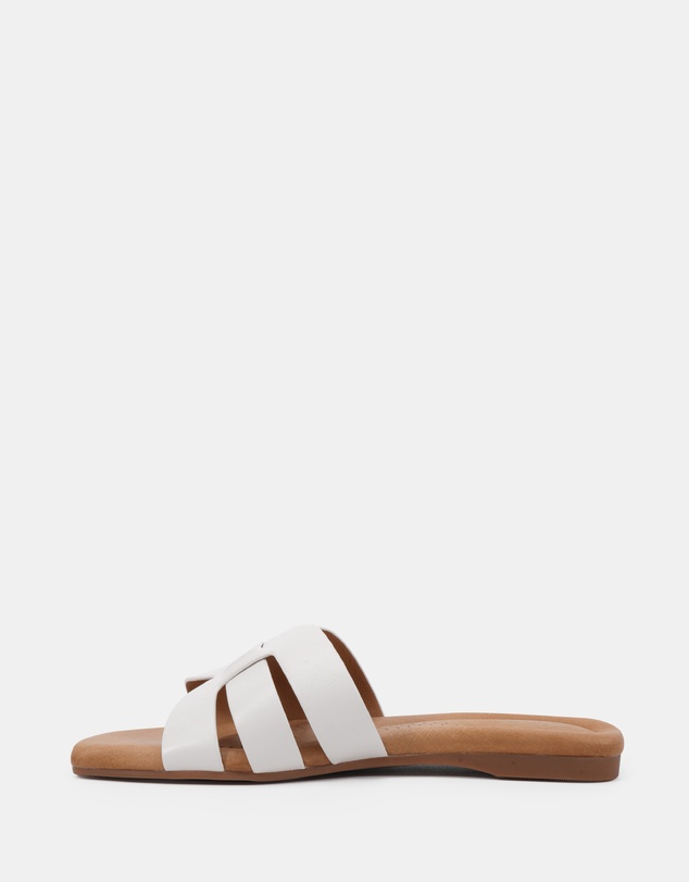 Clarks - Yara White