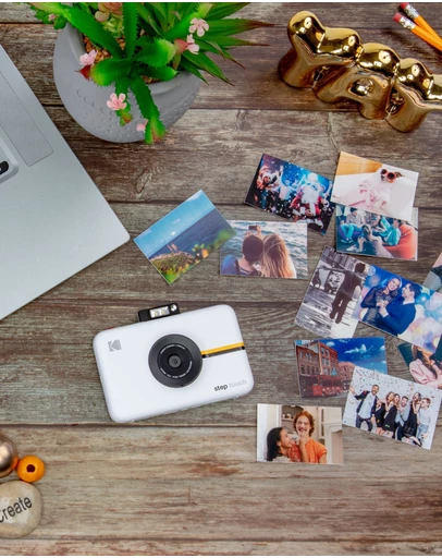 Kodak - Step Touch Instant Digital Camera