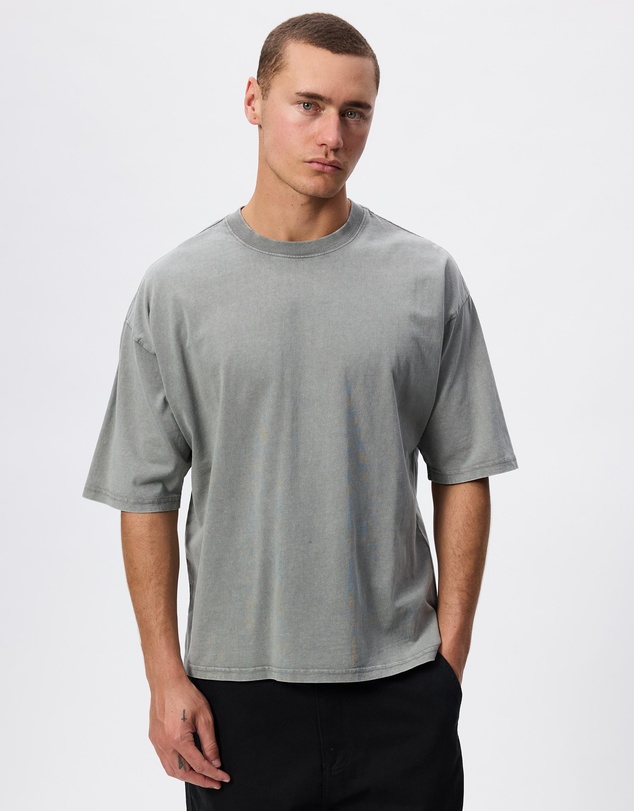 Cotton On - Cropped Fit T-Shirt