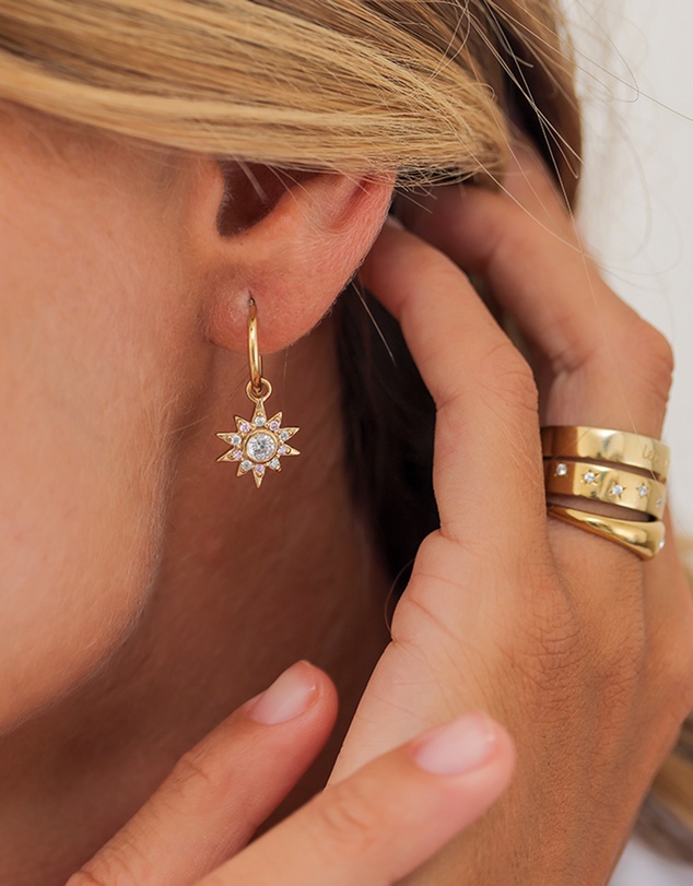Elli Jewelry - Zirconia Moon Hoop Earrings in Gold-Plated 925 Silver