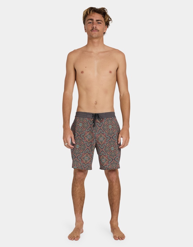 Billabong - Mens Good Times Lo Tide 17.5