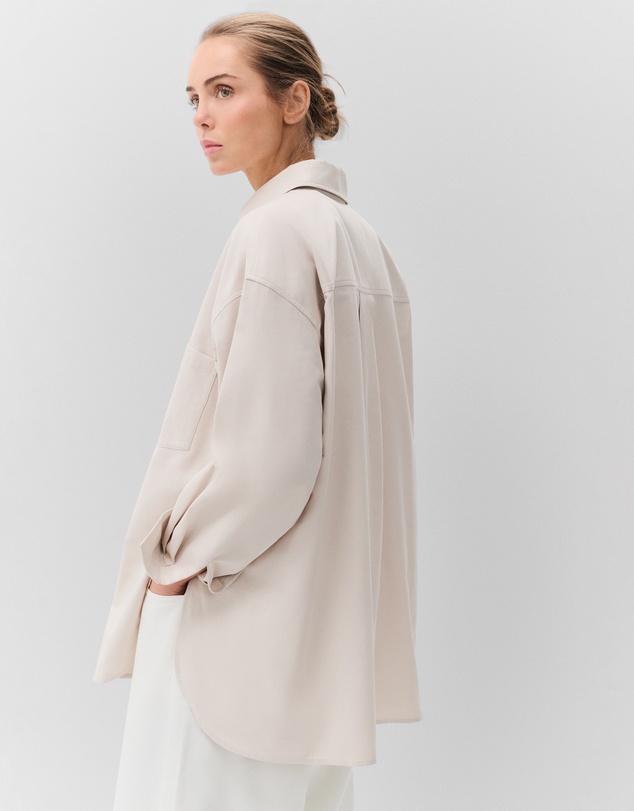 UNISON - Oversized Oxford Shirt