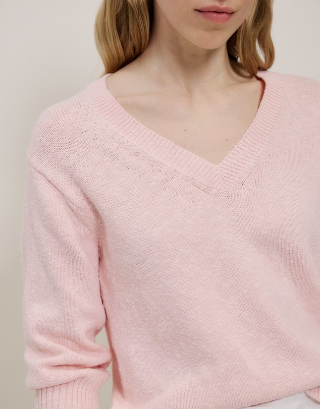 Trenery - Cotton Linen Textured V Neck Knit in Blossom Pink