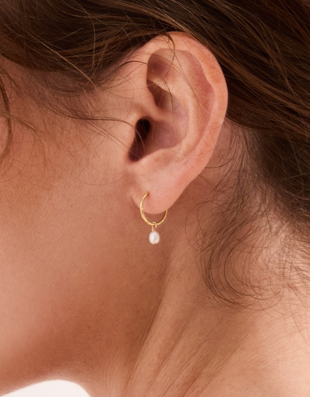 SAINT VALENTINE - Mini Pearl Hoops - Gold