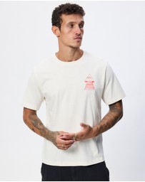 The North Face - Essential Mountain Relaxed Short Sleeve Graphic Tee