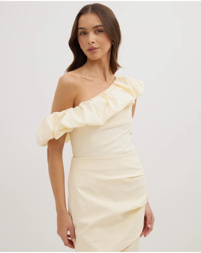 Dazie - Darling Delight One Shoulder Ruffle Top