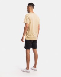 Xander - Athletique Tee