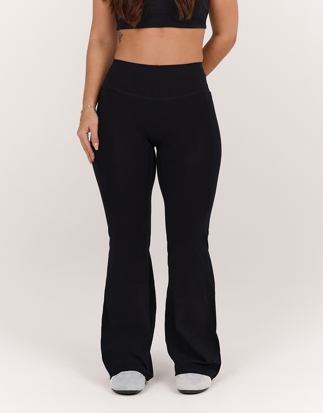Muscle Republic - Motion 360 Pocket Petite Flares
