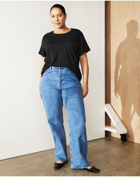 Atmos&Here Curvy - Organic Cotton Crew Neck Tee
