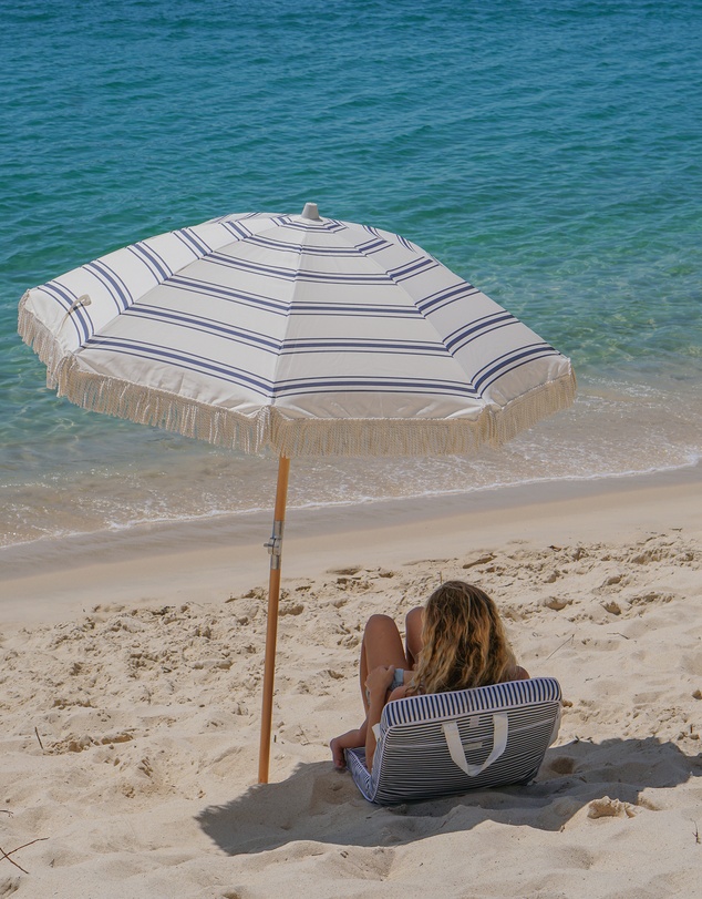 Sunnylife - Take Anywhere Folding Chair - Resort Stripe
