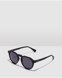 Hawkers Co - Black Black Warwick Raw Sunglasses for Men and Women UV400