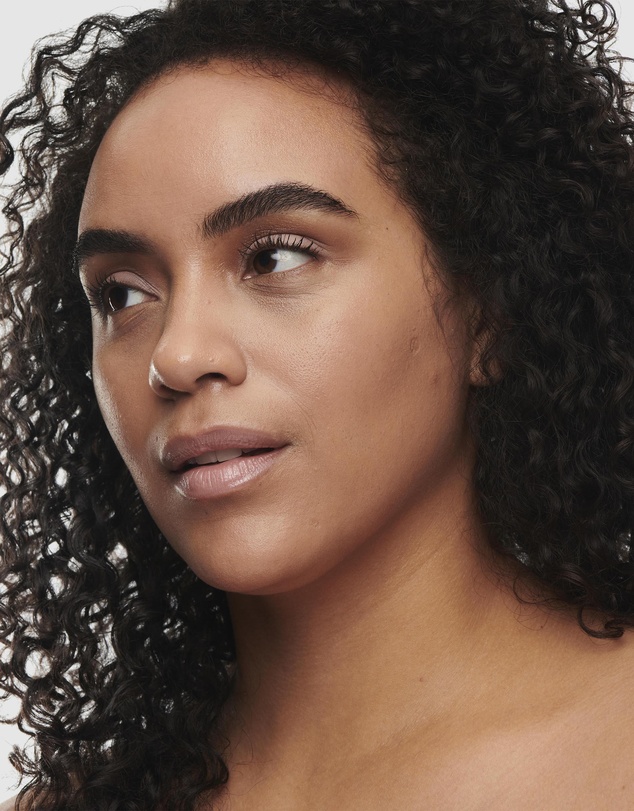 MAC - Studio Radiance Serum-Powered Foundation - NW25