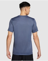 Nike - Dri-FIT Legend Fitness T-Shirt