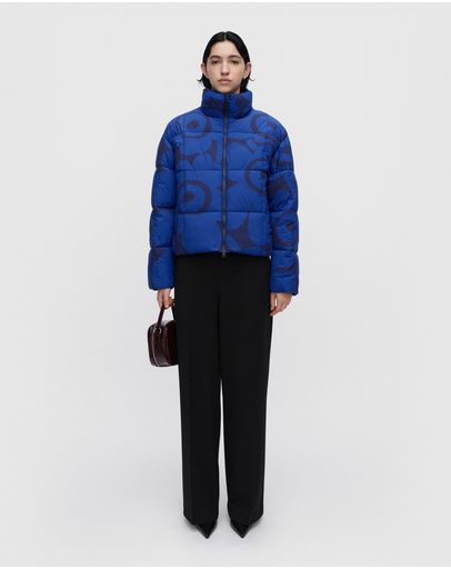 blue, dark blue
